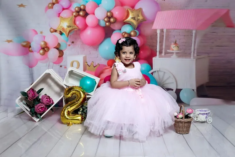 Manthan Digital photo studio