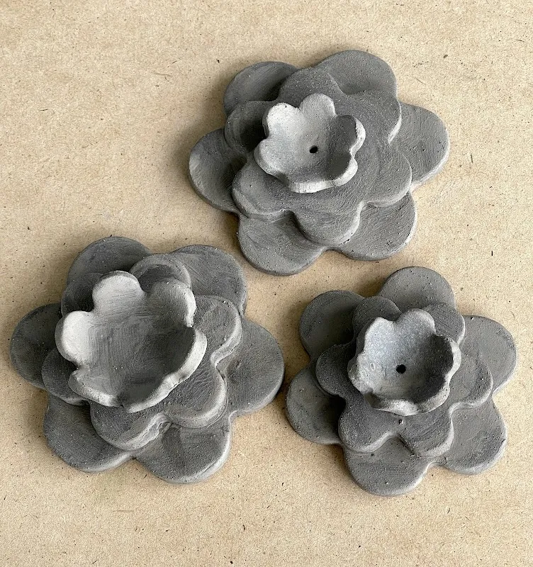 Studio Hands Inclay
