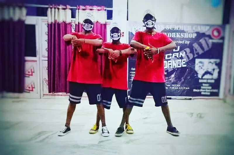 U Can Dance STUDIO