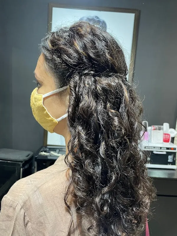 Eesha Rishi The Salon