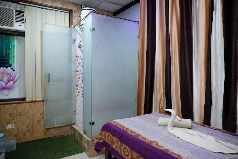 Blue Moon Spa Janakpuri