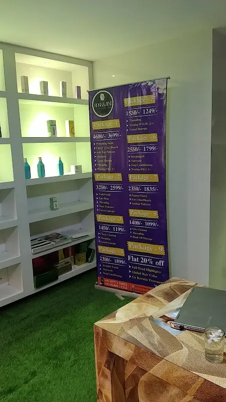 Rose & Jini Salon