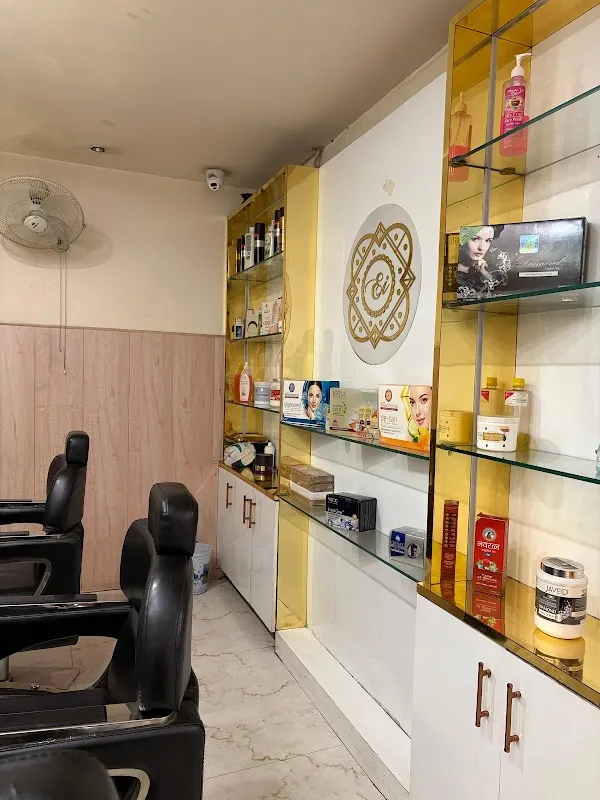 Jhansi Vip Spa