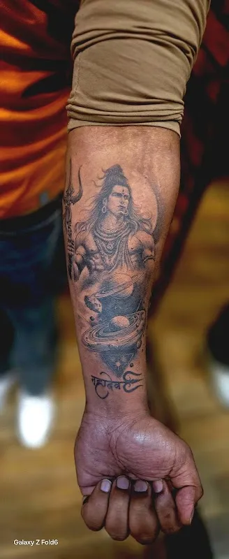 LONs tattoos