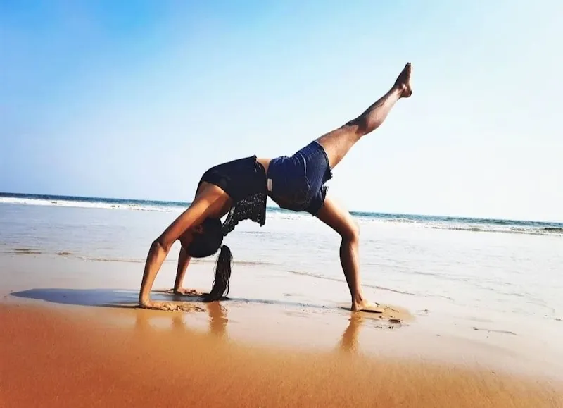 ELANZA DANCE STUDIO - Dance, Fitness and Weddings