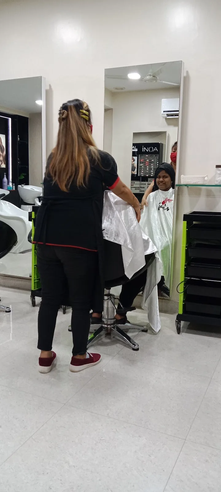 Eve's Beauty Parlour
