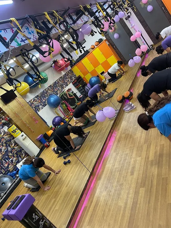 Fitness Mania Studio