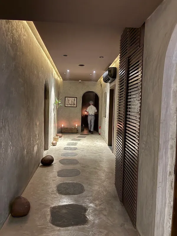 Florian Hurel Hair Couture and Spa (Walkeshwar)