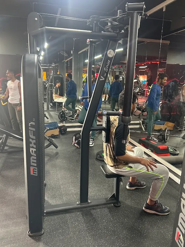 RDA SIDDHU’S VYAYAMASHALA BODY TRANSFORMATION POINT A/C GYM