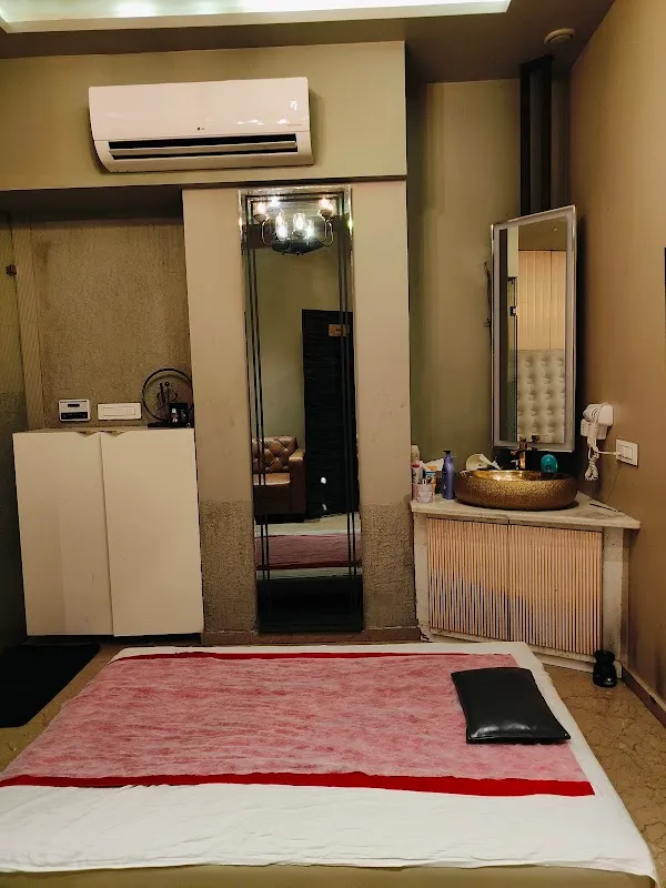 Palm Atlantis Spa CBD Belapur