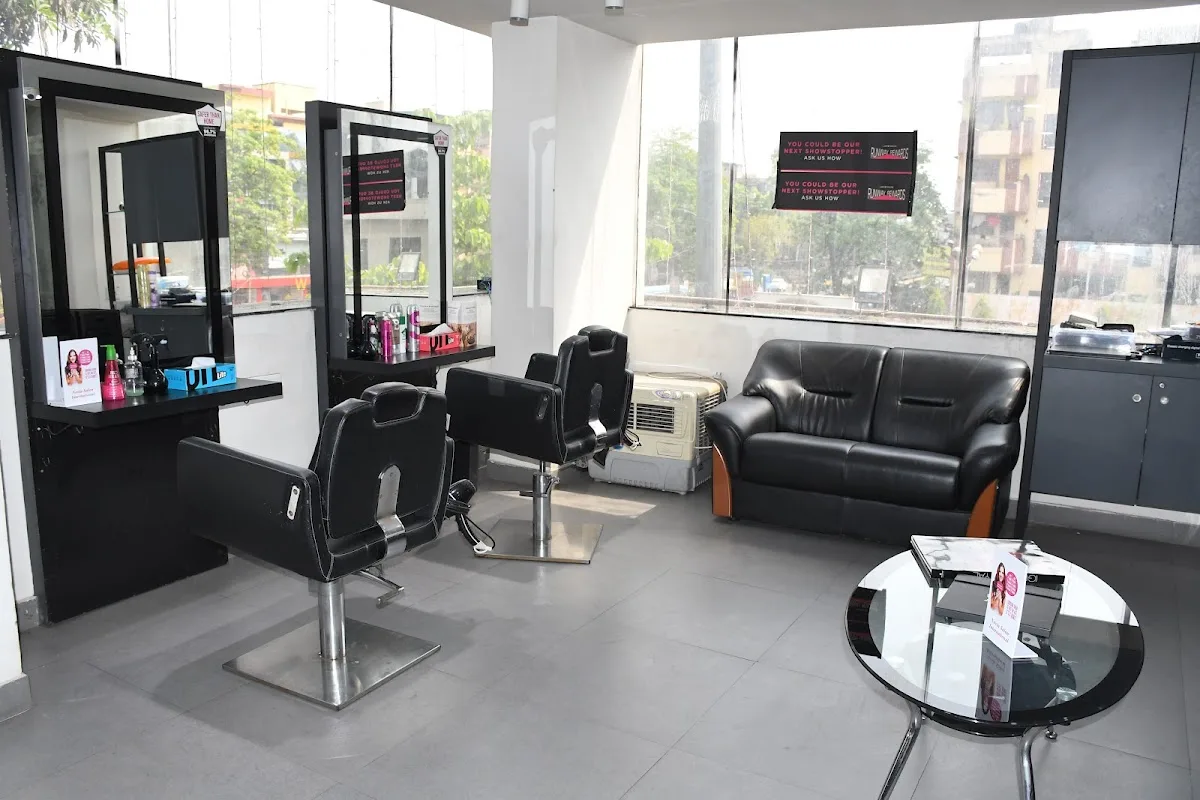 Novia International Salon