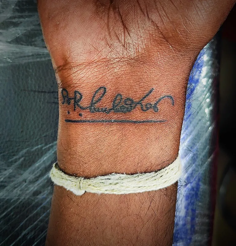 Sky Girl Tattoo studio