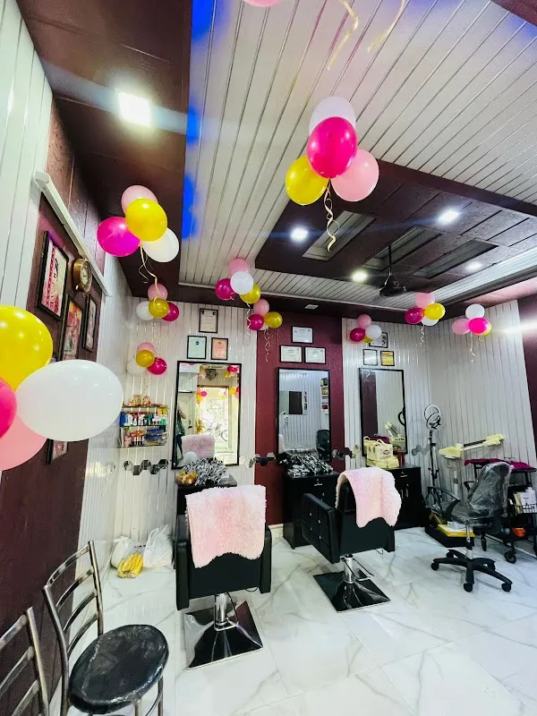 Alka Makeovers & Hair Salon