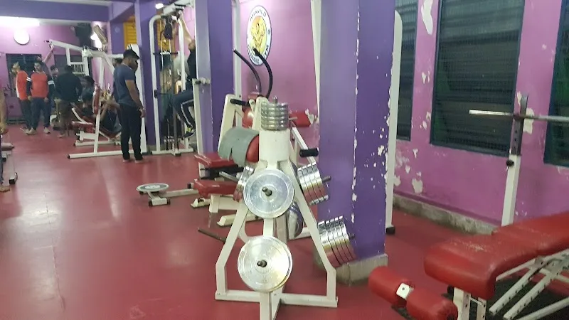 Arnold Gym