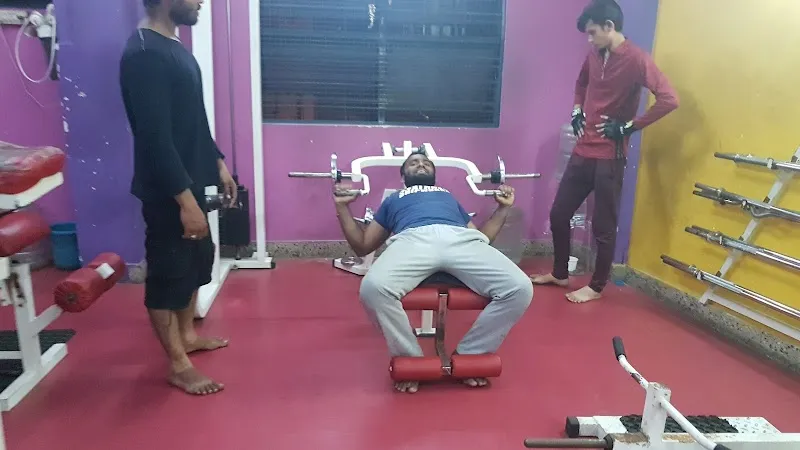 Arnold Gym