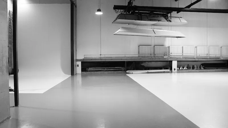 Famous Studio