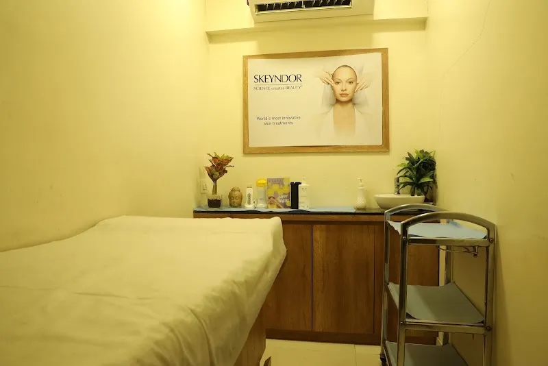 Lookwell Salon - Nisarg Greens