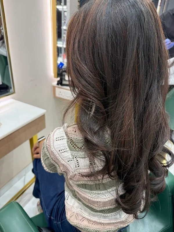 Lookwell Salon - Nisarg Greens
