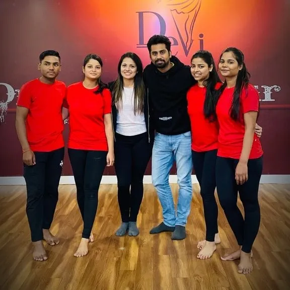 DeVi Dance Company Chowk