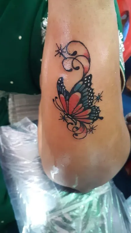 Radhey Tattoo Studio