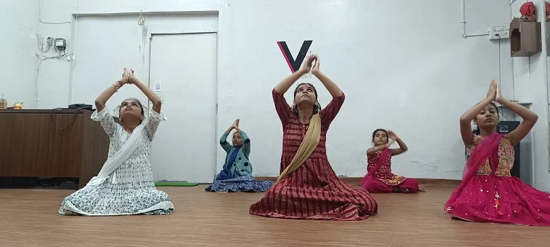 V Dance & Music
