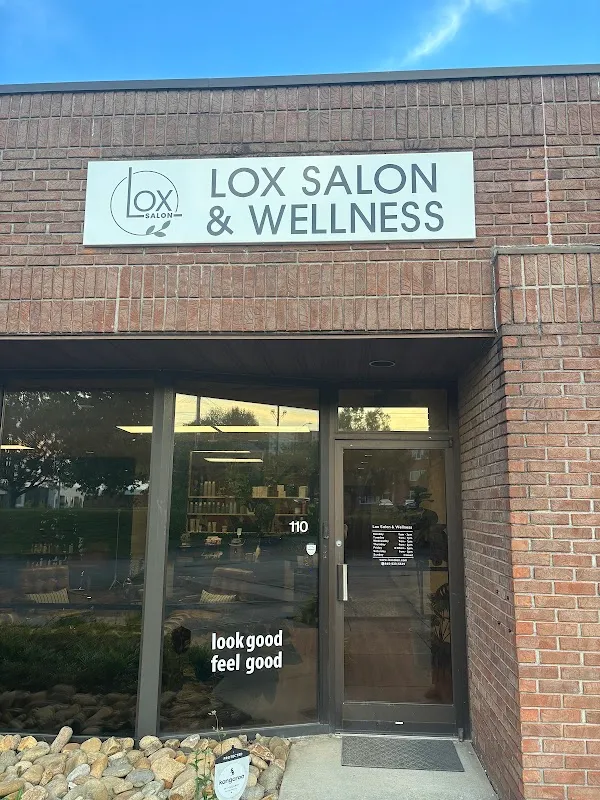Lox Salon