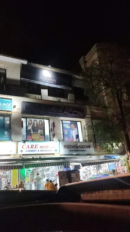 Lakme Salon For Him and Her in Hiranandani Estate,Thane