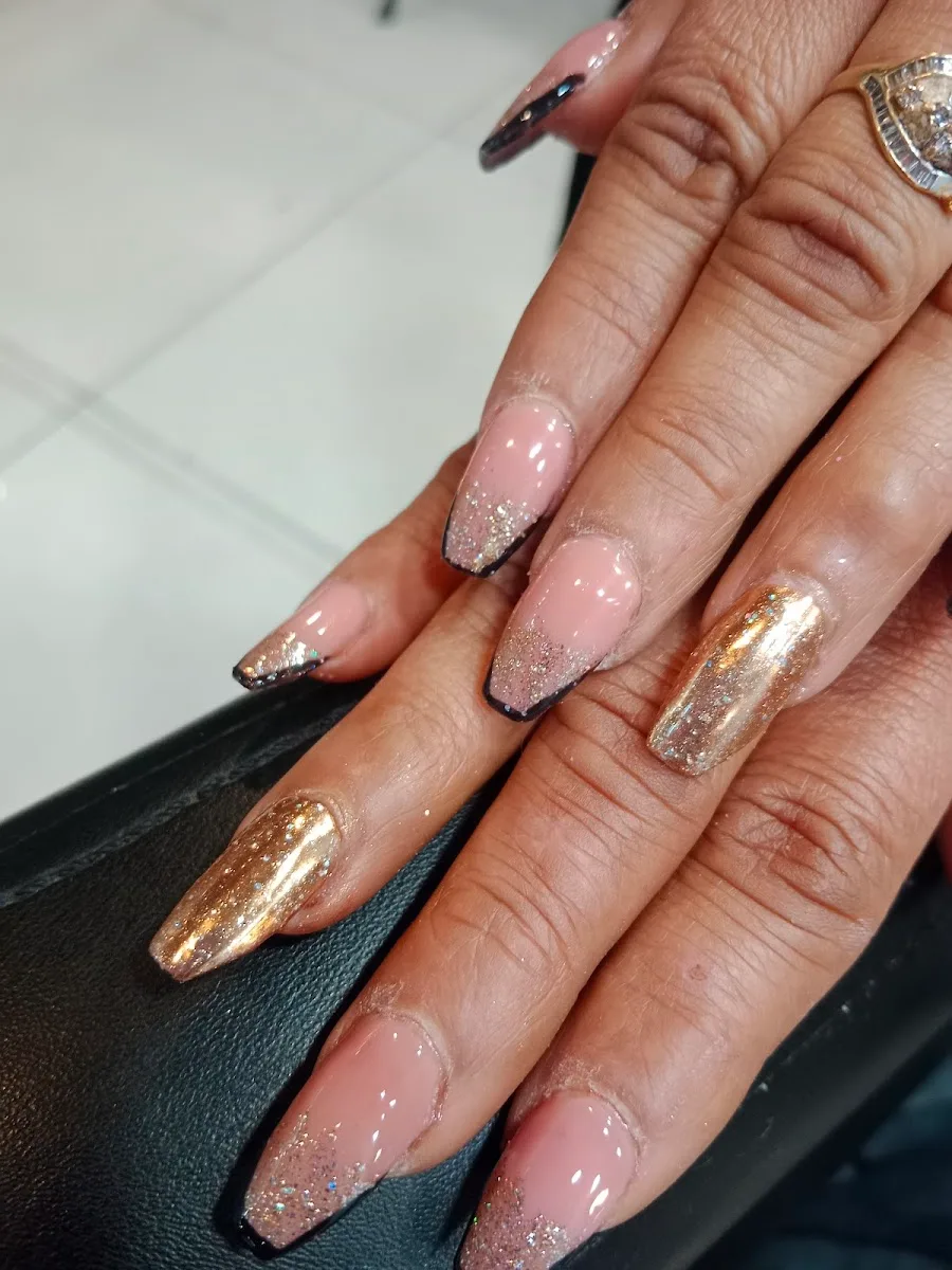 Urban Style Unisex Salon