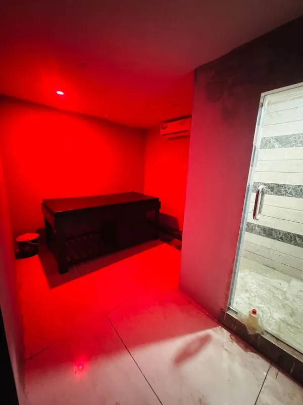Crown Thai Luxury Spa Aya Nagar