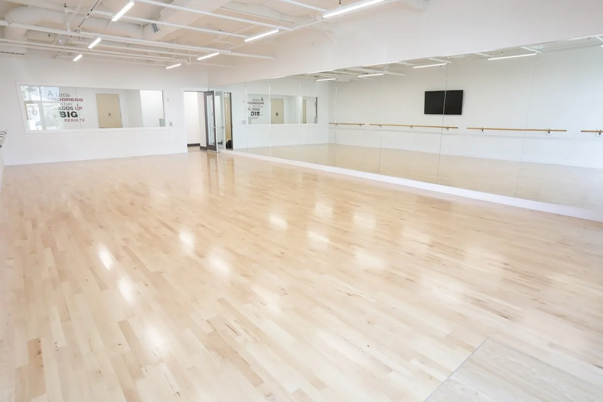 Dance Academy USA