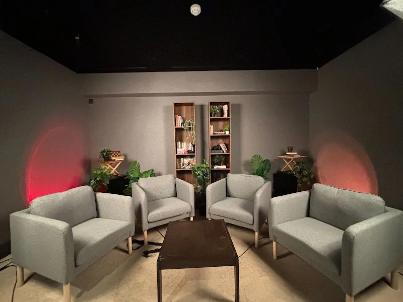 Manicpod studios by Syno Media Pvt Ltd