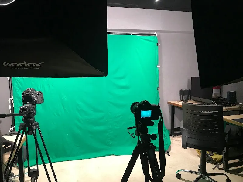 Manicpod studios by Syno Media Pvt Ltd