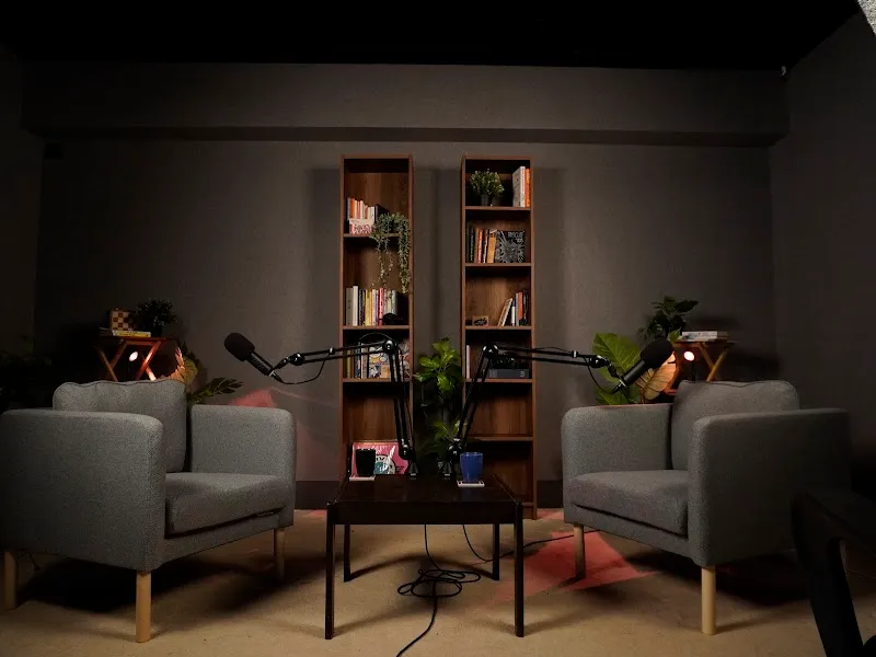 Manicpod studios by Syno Media Pvt Ltd