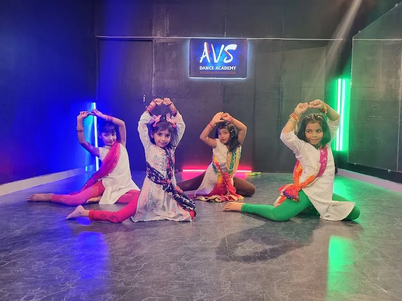 AVS DANCE ACADEMY