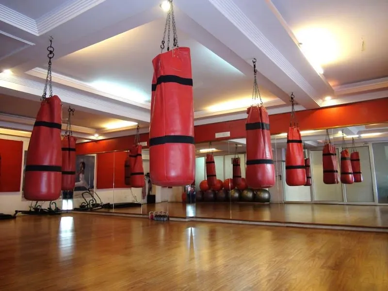 Gymfinity Unisex Fitness Studio