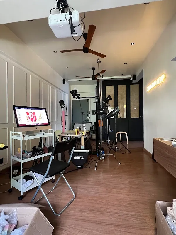 Saurik Shah Photography Studio