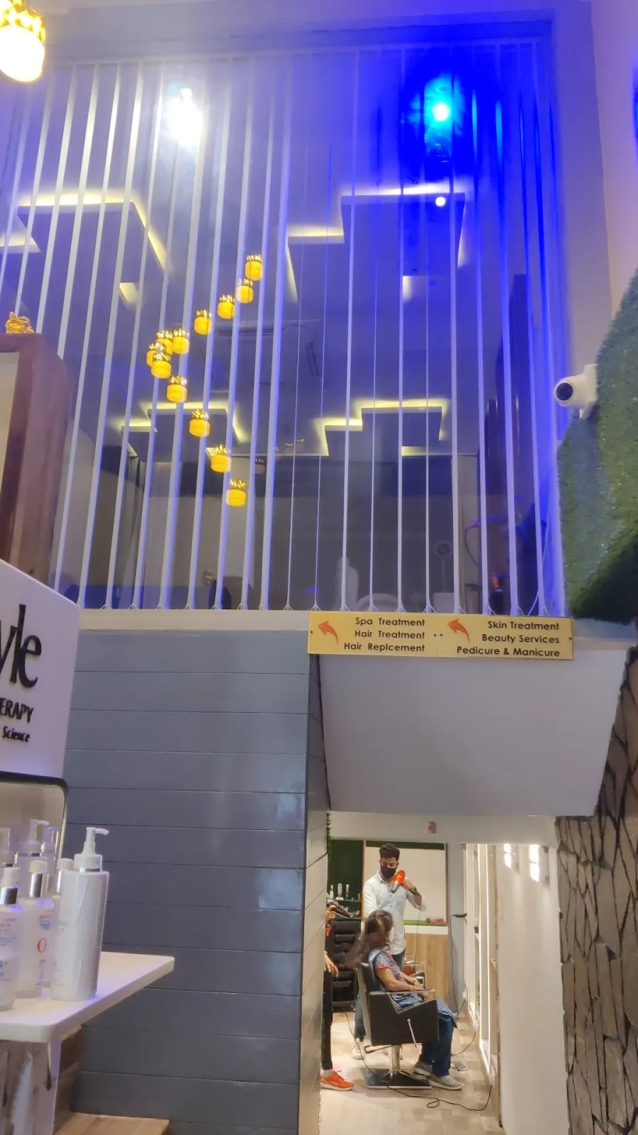 NITROGEN UNISEX SALON AND INSTITUTE