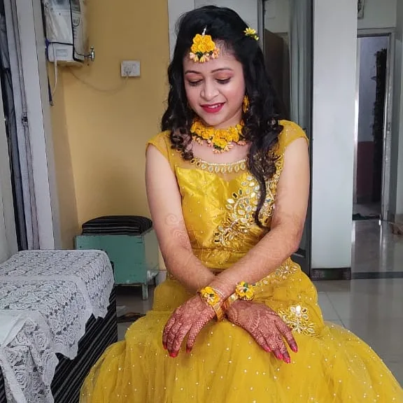 Amyra Beauty Junction - Best Salon in Bhopal