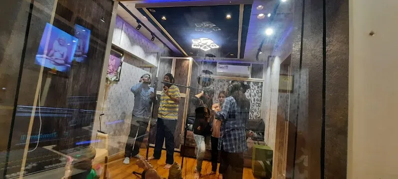 "D" STUDIO recording studio