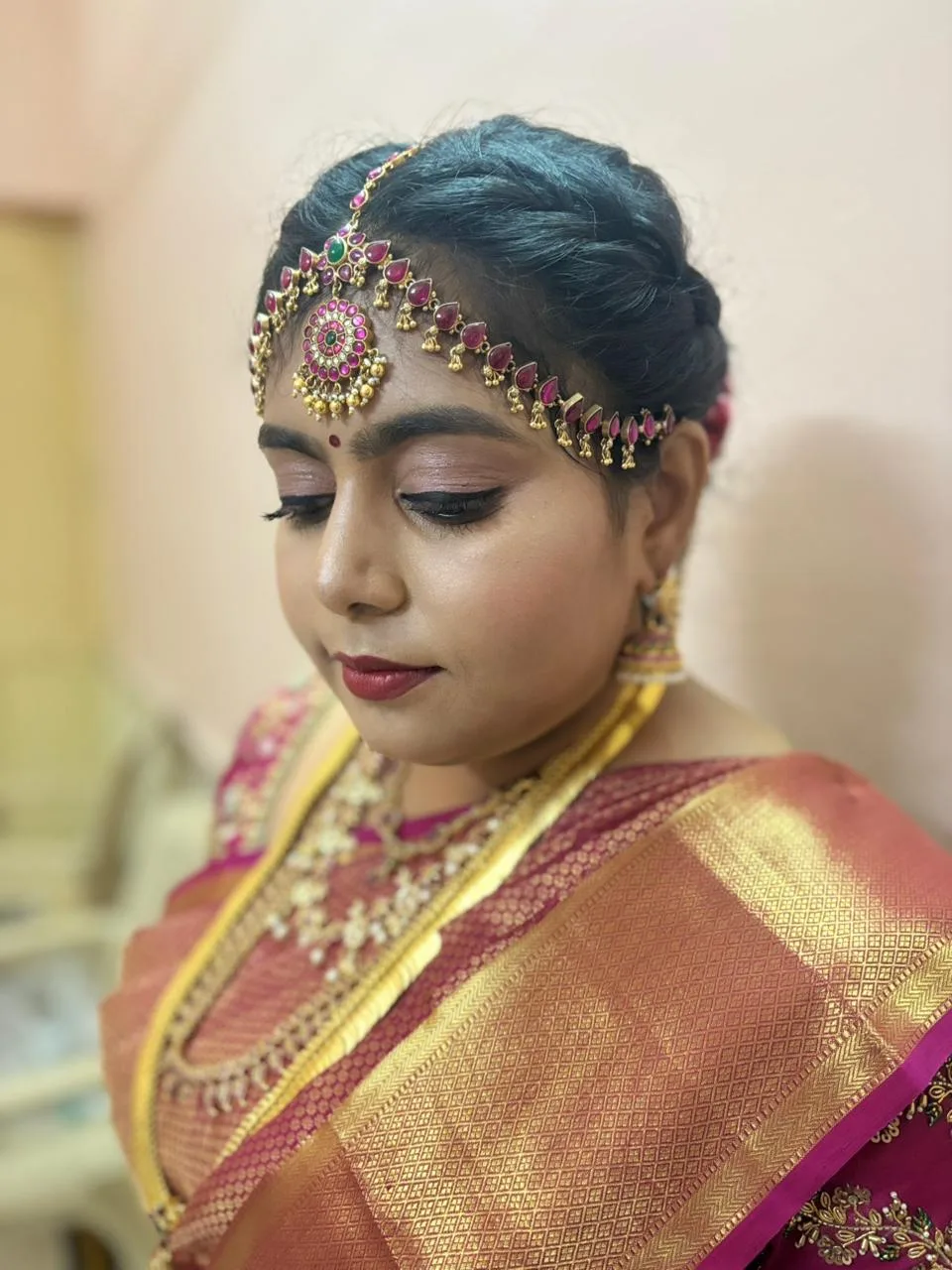 Essensuals by Toni&Guy Hairdressing, RA Puram