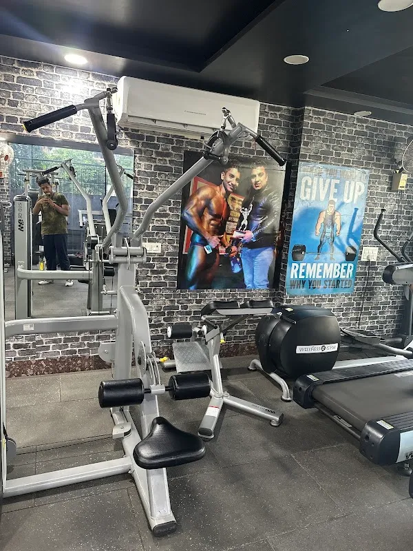 Hustle 365 gym