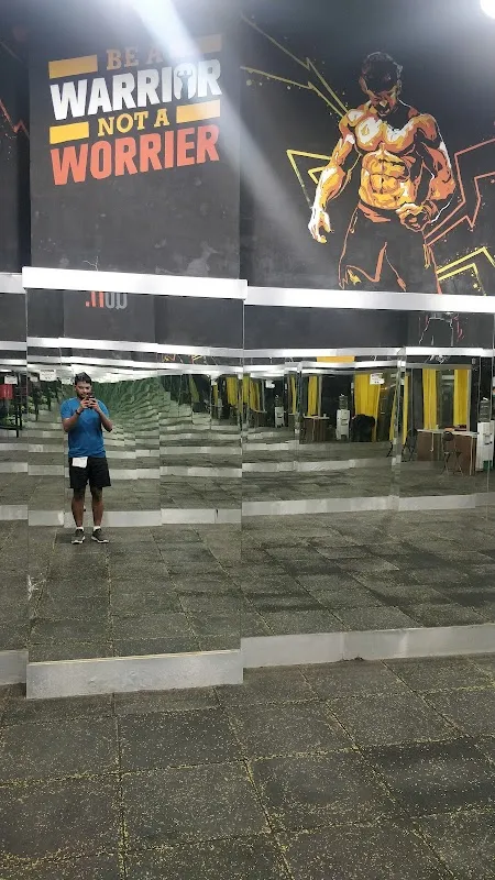 Fitness Hub - Biggest Gym in Mumbai