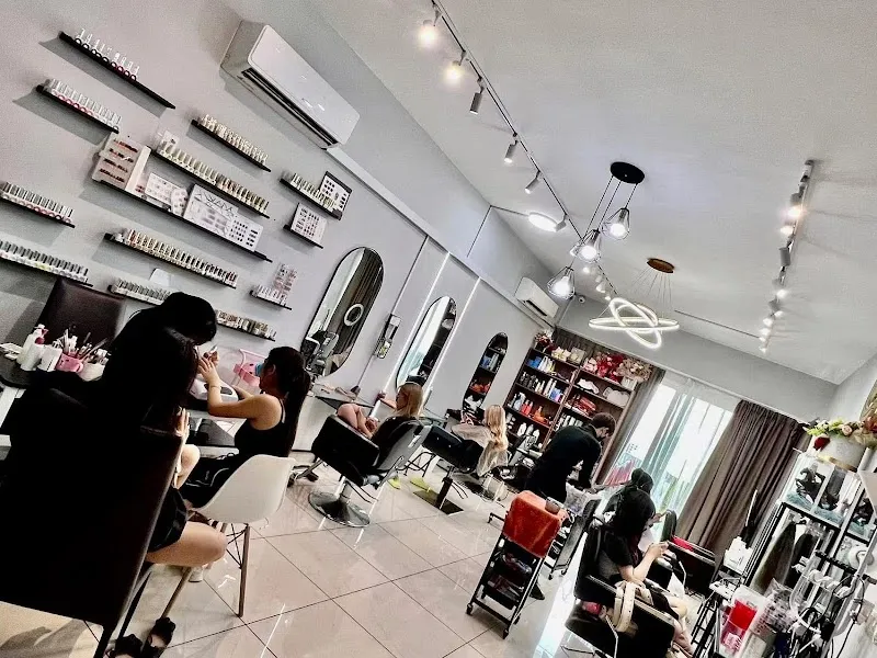 Thuy Hair Salon