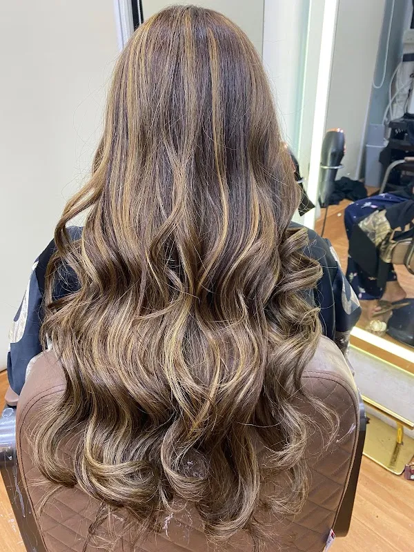 Biaute Lounge Unisex Salon
