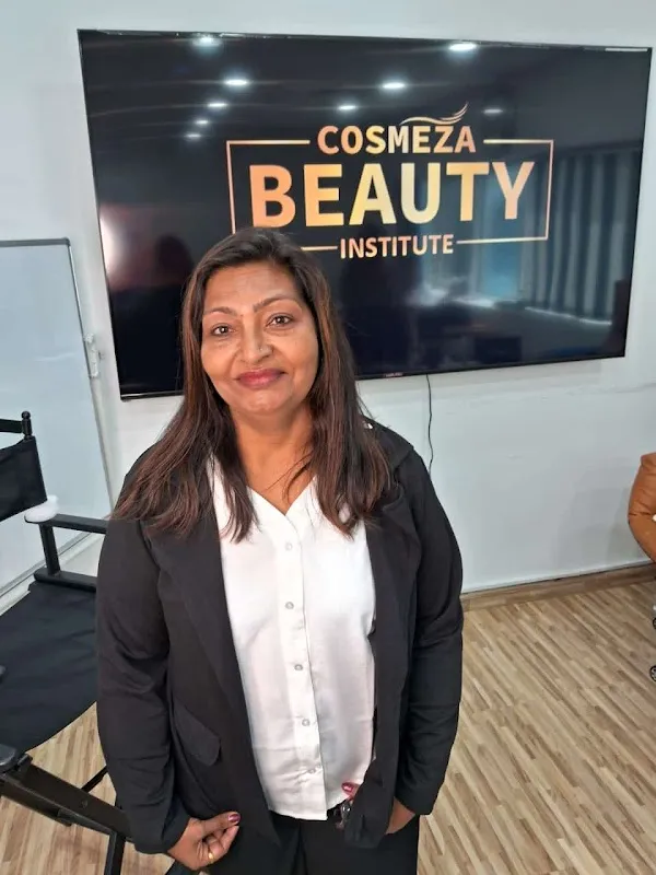 Akanksha Beauty Studio