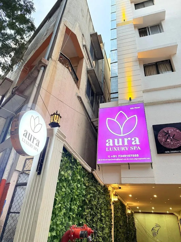 Aura Luxury Beauty & Spa