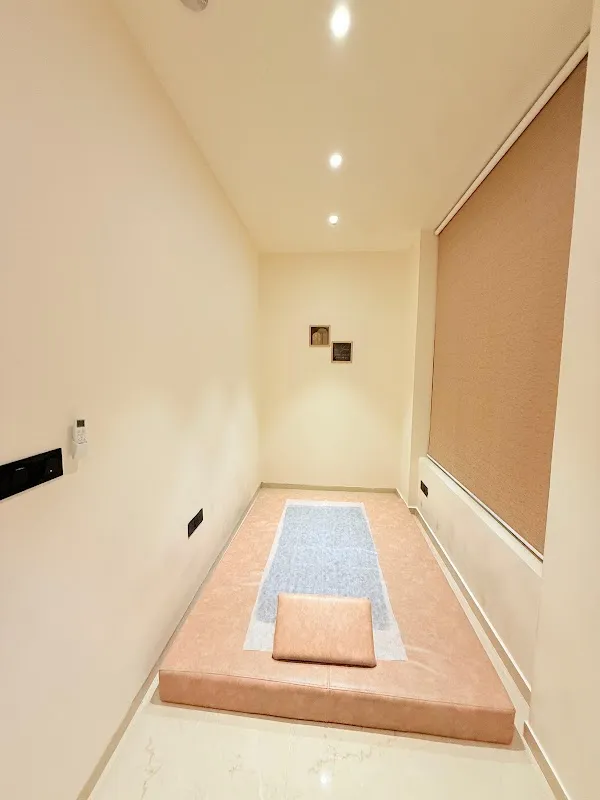 Aura Luxury Beauty & Spa