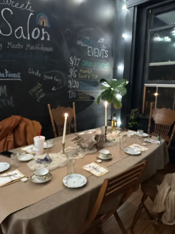 War Streets Art Salon