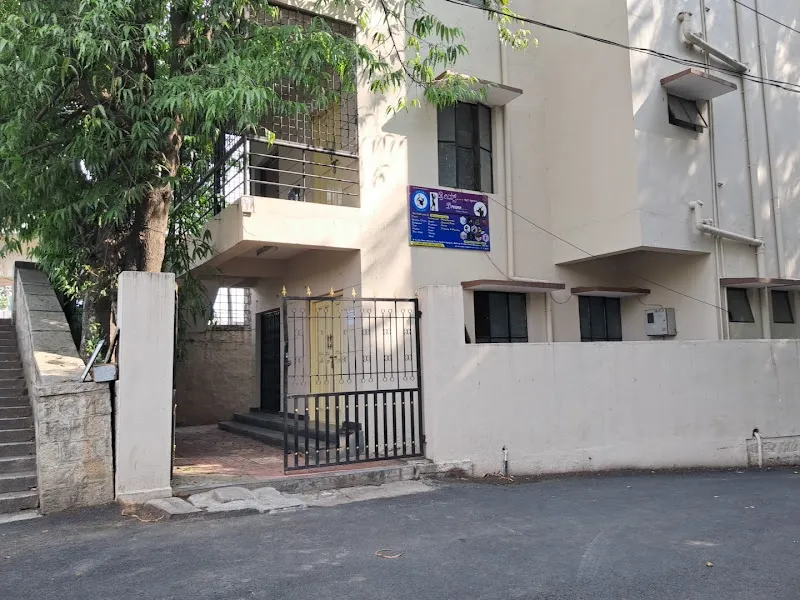 DREAMS DANCE STUDIO