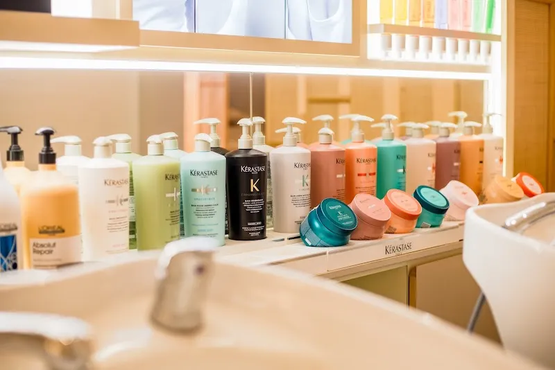 Looks Salon – Best Unisex Salon in Ranchi
